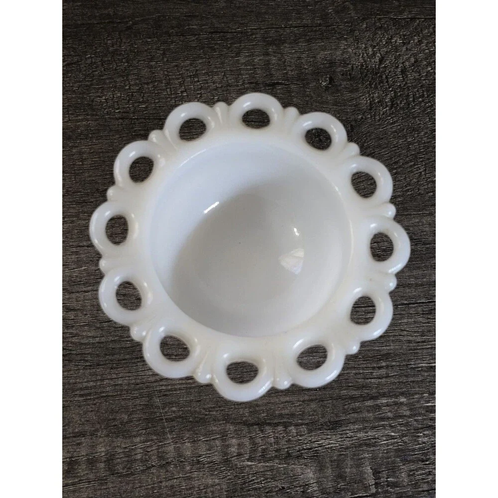 Vintage Anchor Hocking Lace Edge Milk Glass Footed Compote Dish “Old Colony” MCM